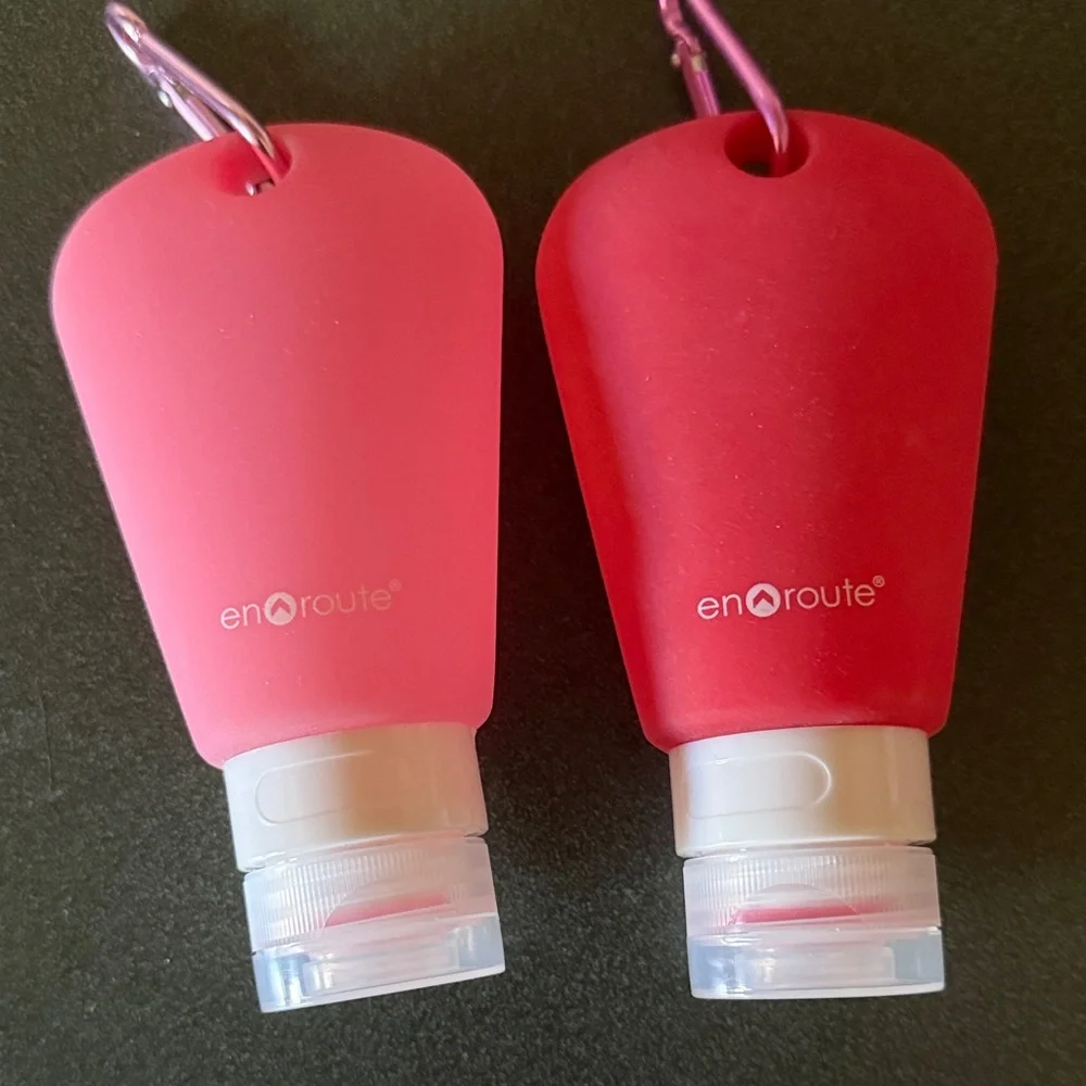 SQUEEZIES POCKET SIZE SILICONE TRAVEL TUBES NWOT KEY RING